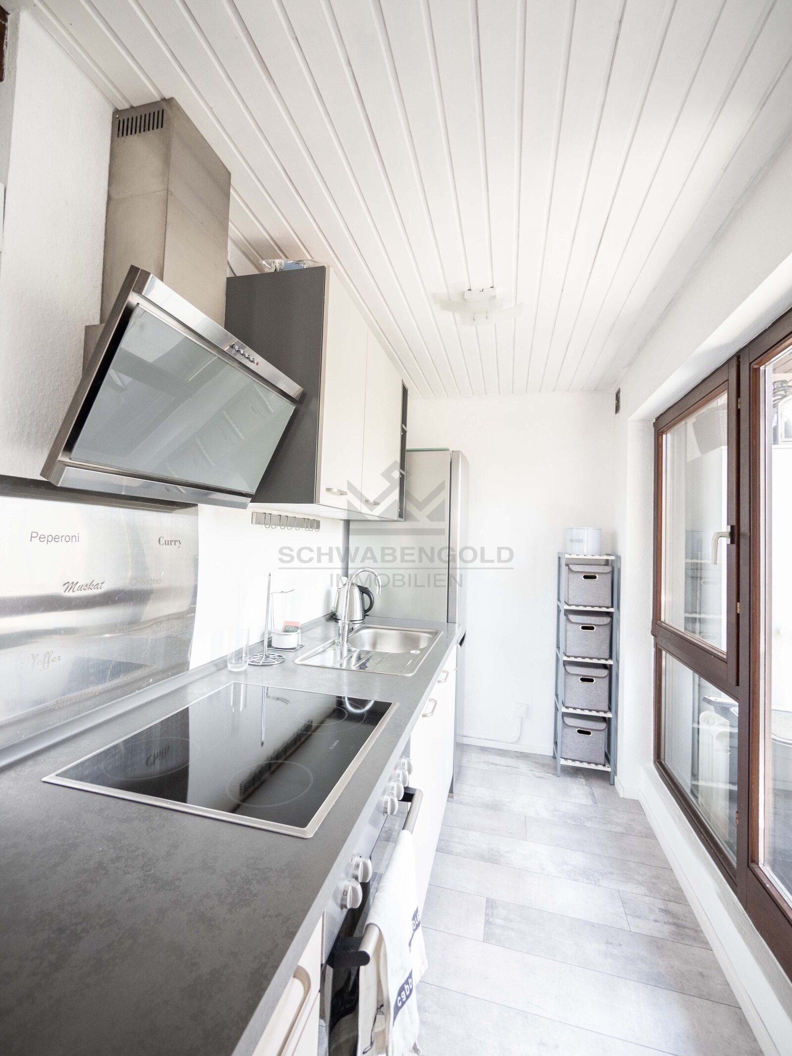 * Über den Dächern von Stuttgart-Zuffenhausen: Maisonette-Wohnung mit Terrasse, Grünblick & TG * (003-035) — Kochen